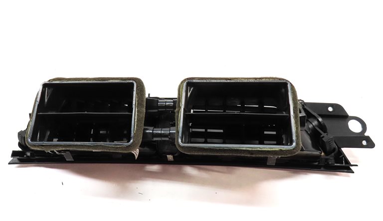 Thumbnail 4: 2013 BMW X1 (E84) FRONT CENTER DASH HEAT AIR AC HVAC DUAL VENT (Black)