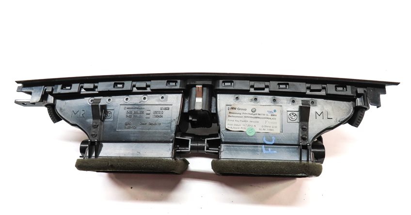 Thumbnail 5: 2013 BMW X1 (E84) FRONT CENTER DASH HEAT AIR AC HVAC DUAL VENT (Black)