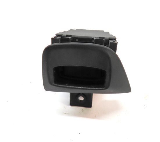 Thumbnail 4: 2013 BMW X1 (E84) IGNITION KEY FOB SLOT w/ KEY FOB SET/ 2