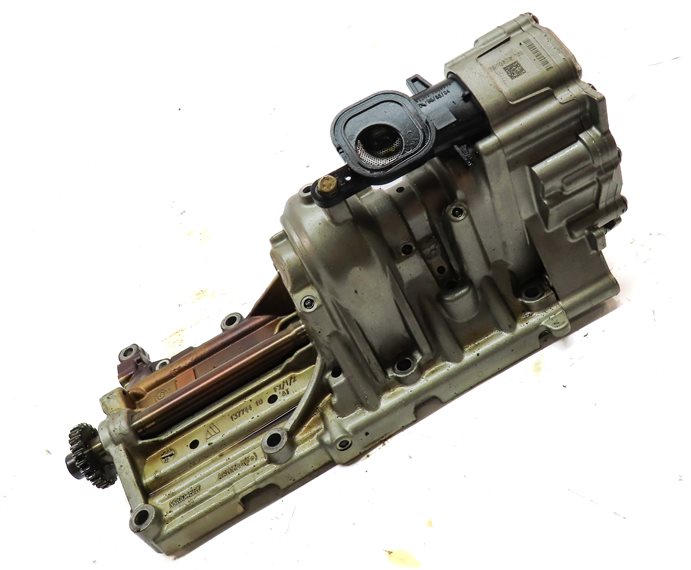 Thumbnail 3: 2013 BMW X1 (E84) 2.0L (N20) ENGINE MOTOR OIL FLUID PUMP ASSEMBLY