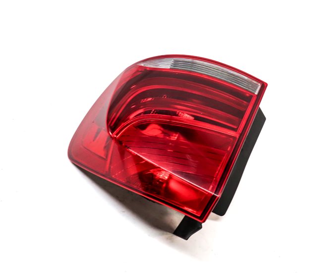 Thumbnail 1: 2012-2015 BMW X1 (E84) RIGHT PASSENGER REAR OUTER TAILLIGHT BRAKE LIGHT LAMP
