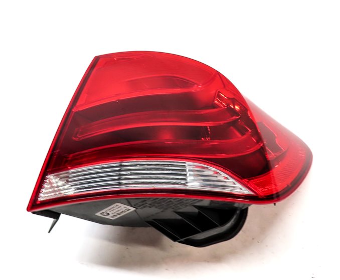 Thumbnail 5: 2012-2015 BMW X1 (E84) RIGHT PASSENGER REAR OUTER TAILLIGHT BRAKE LIGHT LAMP