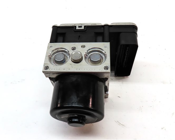 Thumbnail 4: 17 BMW X3 (F25) 2.0L ANTI LOCK BRAKE ABS BRAKE PUMP MODULE w/ DYNAMIC X CONTROL