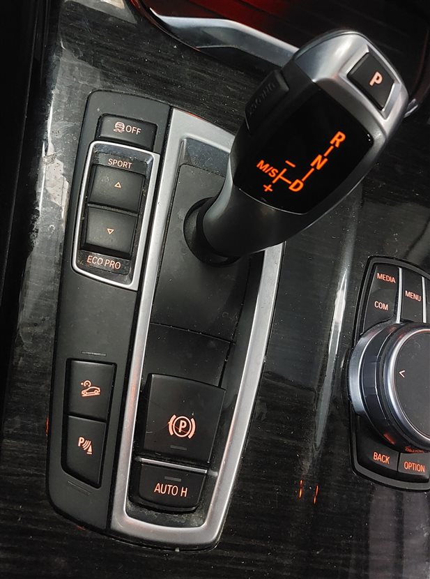 Thumbnail 2: 2011-2017 BMW 535iGT 550iGT 740i 750i X3 (F10 F01 F25) TRANSMISSION GEAR SHIFTER