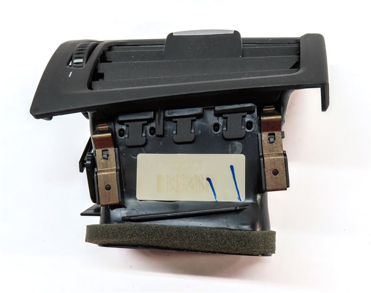 Thumbnail 6: 2017 BMW X3 (F25) FRONT LEFT DRIVER DASH HEAT AIR AC HVAC VENT (Black)