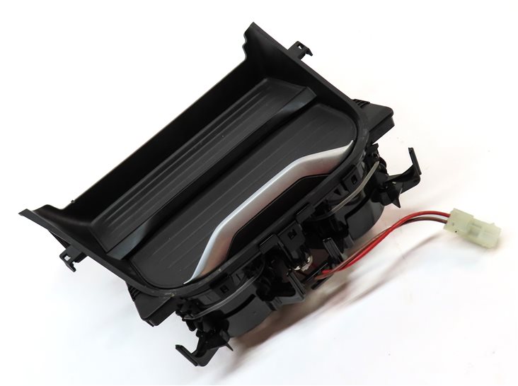 Thumbnail 3: 2017 BMW X3 (F25) FRONT CENTER CONSOLE DUAL CUPHOLDER w/ 12V SOCKET JACK