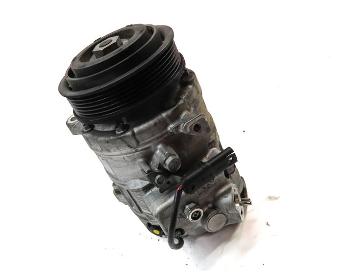 Thumbnail 3: 2013-2018 BMW X3 X4 (F25 F26) 28dX / 28iX - 2.0L ENGINE A/C COMPRESSOR PUMP