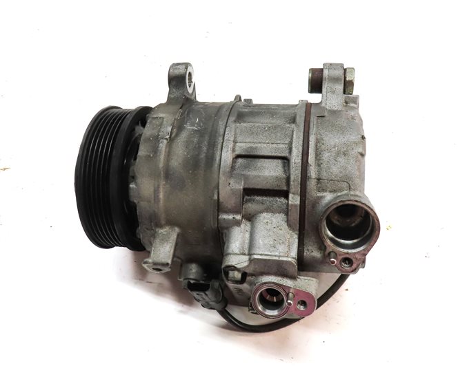 Thumbnail 4: 2013-2018 BMW X3 X4 (F25 F26) 28dX / 28iX - 2.0L ENGINE A/C COMPRESSOR PUMP
