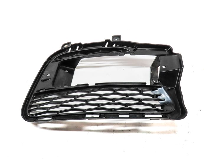 Thumbnail 2: 2014-2017 RANGE ROVER SPORT (L494) LEFT FRONT DRIVER FOGLIGHT GRILLE TRIM