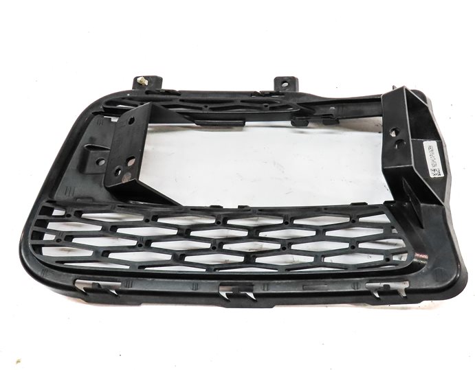 Thumbnail 5: 2014-2017 RANGE ROVER SPORT (L494) RIGHT FRONT PASSENGER FOGLIGHT GRILLE TRIM