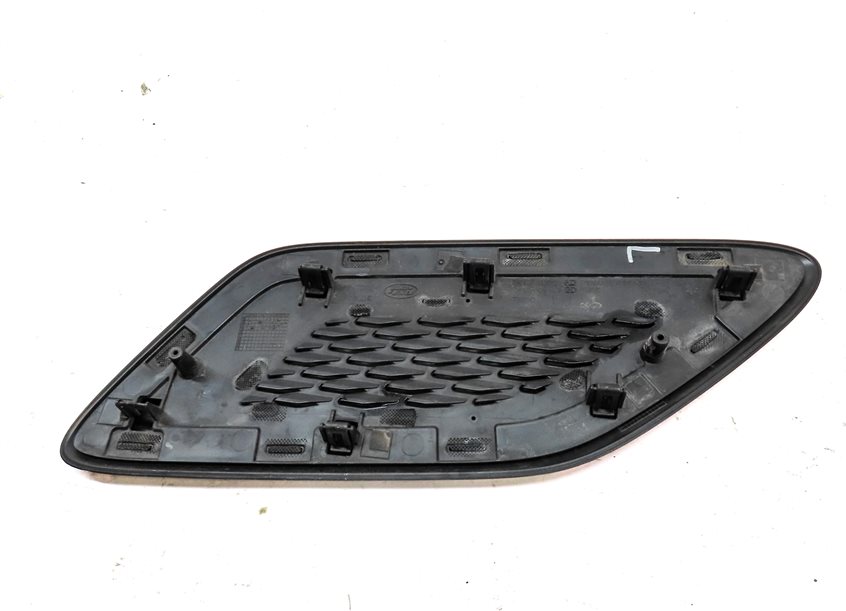 Thumbnail 5: 2016 RANGE ROVER SPORT (L494) FRONT LEFT DRIVER HOOD AIR VENT GRILLE