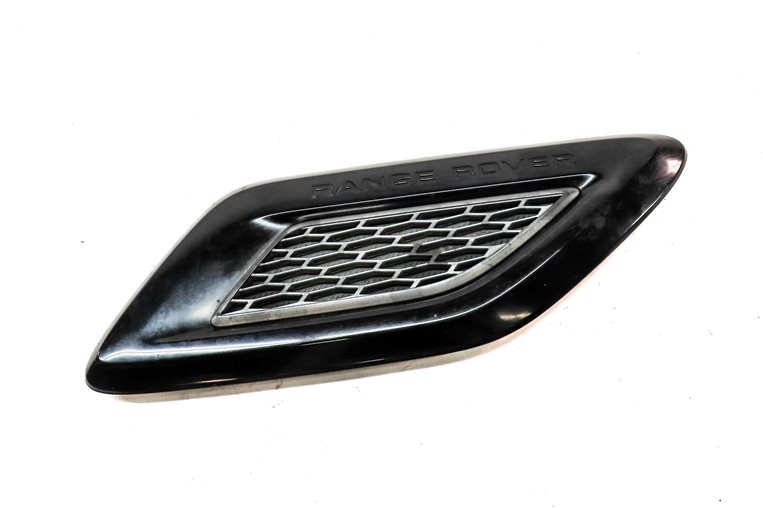 Thumbnail 2: 2016 RANGE ROVER SPORT (L494) FRONT RIGHT PASSENGER HOOD AIR VENT GRILLE