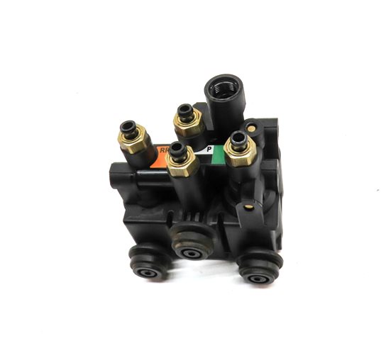 Thumbnail 2: 2016 RANGE ROVER SPORT (L494) AIR SUSPENSION TRANSFER RELIEF VALVE BLOCK