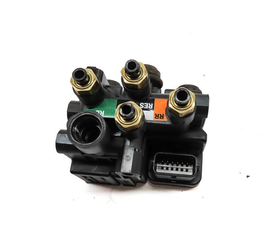 Thumbnail 4: 2016 RANGE ROVER SPORT (L494) AIR SUSPENSION TRANSFER RELIEF VALVE BLOCK
