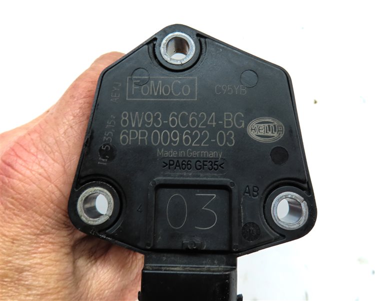 Thumbnail 5: 2016 RANGE ROVER SPORT (L494) 5.0L SUPER ENGINE MOTOR OIL FLUID LEVEL SENSOR