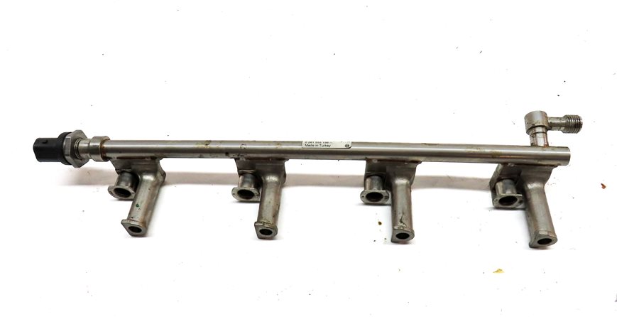 Thumbnail 6: 2016 RANGE ROVER SPORT (L494) 5.0L SUPER ENGINE FUEL RAIL w/ PRESSURE SENSOR