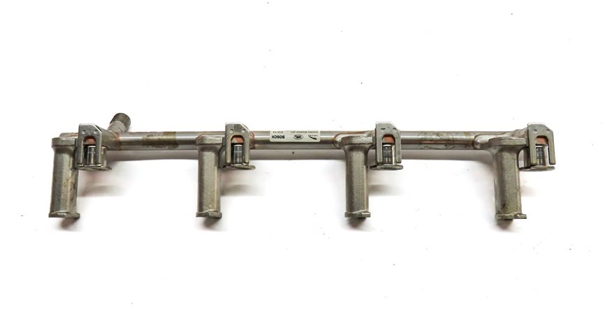 Thumbnail 7: 2016 RANGE ROVER SPORT (L494) 5.0L SUPER ENGINE FUEL RAIL w/ PRESSURE SENSOR