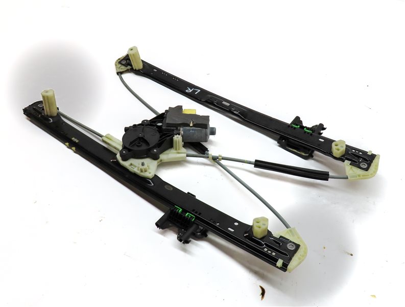Thumbnail 1: 2014-2020 RANGE ROVER SPORT (L494) REAR LEFT DOOR WINDOW REGULATOR w/MOTOR
