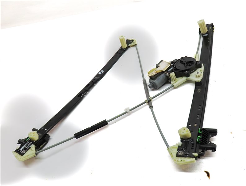Thumbnail 4: 14-20 RANGE ROVER SPORT (L494) FRONT RIGHT PASSENGER WINDOW REGULATOR w/ MOTOR