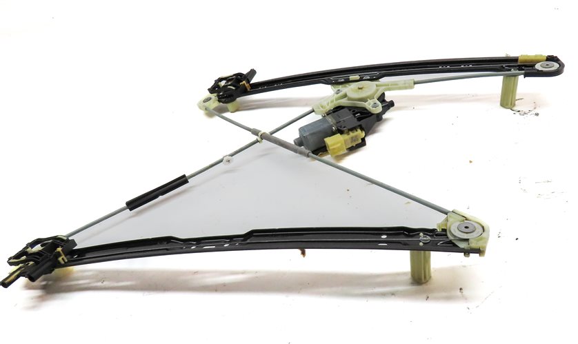 Thumbnail 5: 14-20 RANGE ROVER SPORT (L494) FRONT RIGHT PASSENGER WINDOW REGULATOR w/ MOTOR