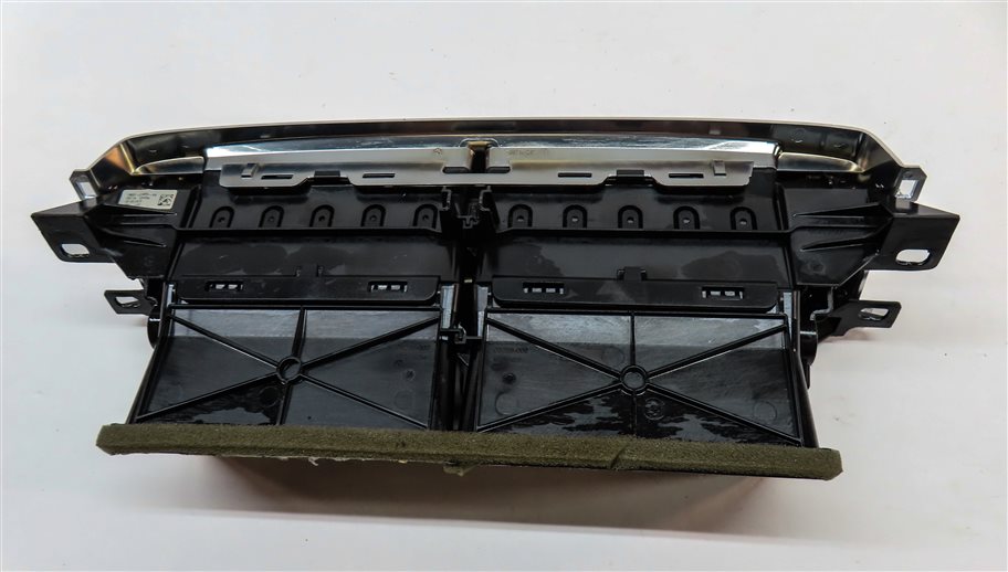 Thumbnail 6: 2016 RANGE ROVER SPORT (L494) FRONT CENTER DASH HEAT AIR AC DUAL VENT (Black)