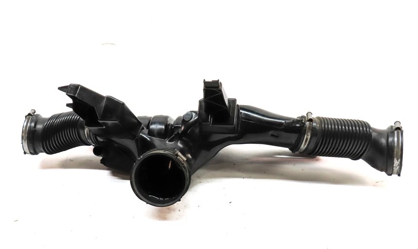 Thumbnail 6: 2016 RANGE ROVER SPORT (L494) 5.0L SUPER ENGINE AIR INTAKE HOSE PIPE ASSEMBLY
