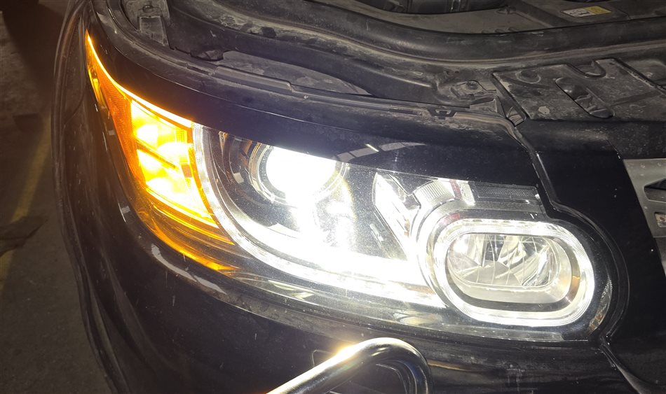 Thumbnail 2: 14-17 RANGE ROVER SPORT (L494) RIGHT PASSENGER HID XENON HEADLIGHT LIGHT LAMP