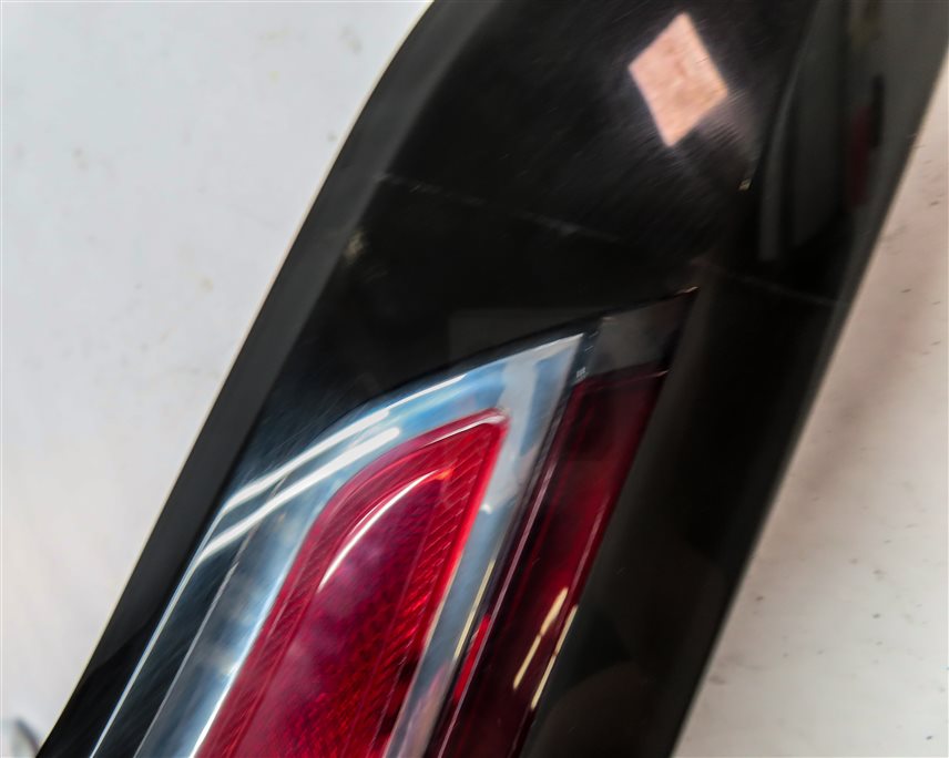Thumbnail 8: 14-17 RANGE ROVER SPORT L405 L494 REAR LEFT DRIVER UPPER QUARTER TAILLIGHT