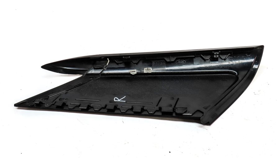 Thumbnail 5: 2016 RANGE ROVER SPORT (L494) REAR RIGHT D PILLAR TRIM MOULDING PANEL (BLACK)