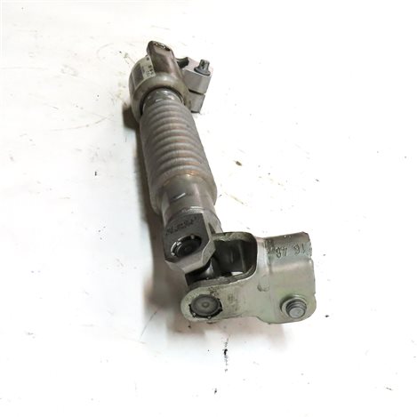 Thumbnail 3: 16-18 BMW X1 F48 AWD DRIVER STEERING COLUMN LOWER SHAFT U JOINT
