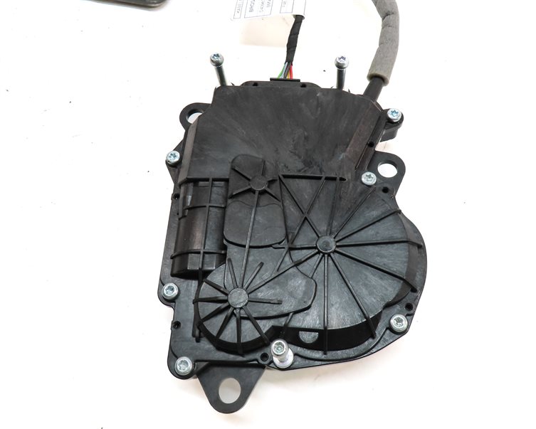 Thumbnail 6: 2017 BMW X1 (F48) REAR TRUNK LIFTGATE HATCH LID LOCK LATCH ACTUATOR
