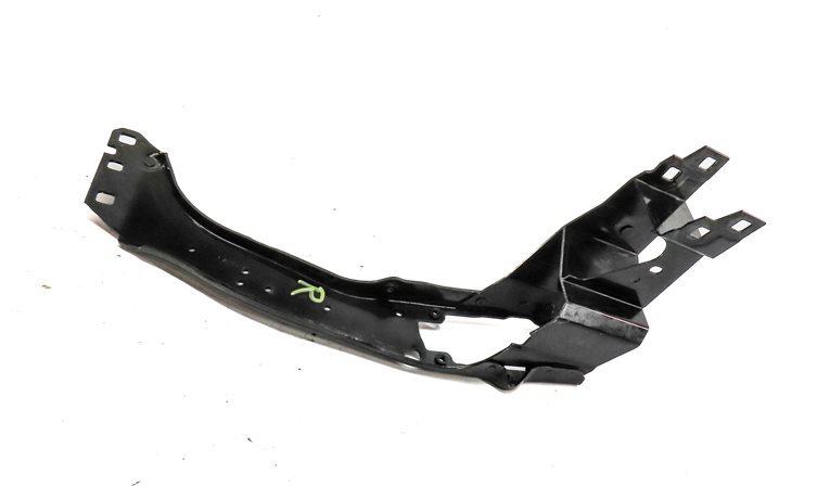 2017 BMW X1 (F48) FRONT RIGHT PASSENGER HEADLIGHT LAMP SUPPORT MOUNT BRACKET