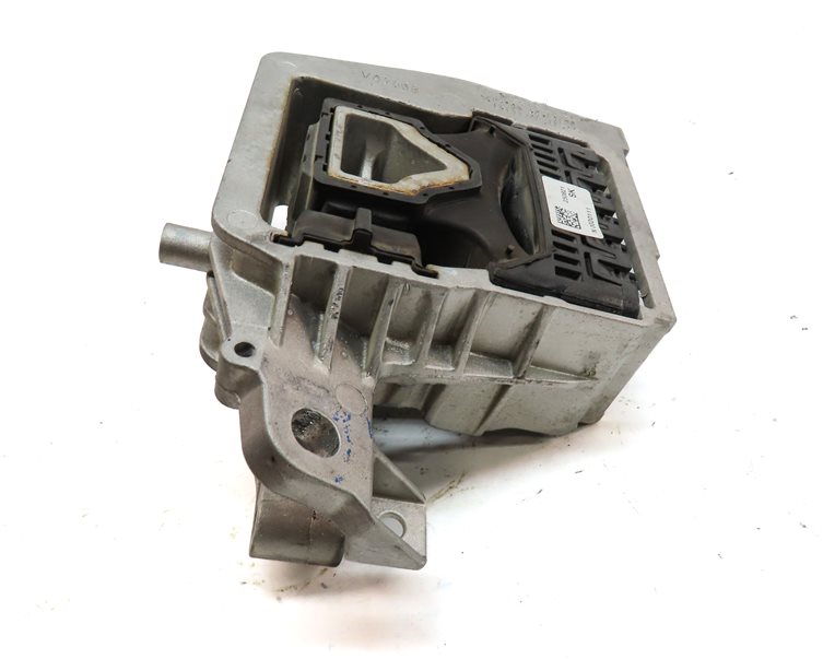 Thumbnail 3: 2017 BMW X1 (F48) 2.0L (B46) LEFT ENGINE MOTOR SUPPORT MOUNT