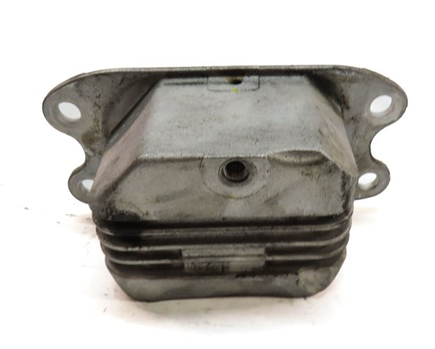 Thumbnail 4: 2017 BMW X1 (F48) 2.0L AUTOMATIC TRANSMISSION SUPPORT MOUNT