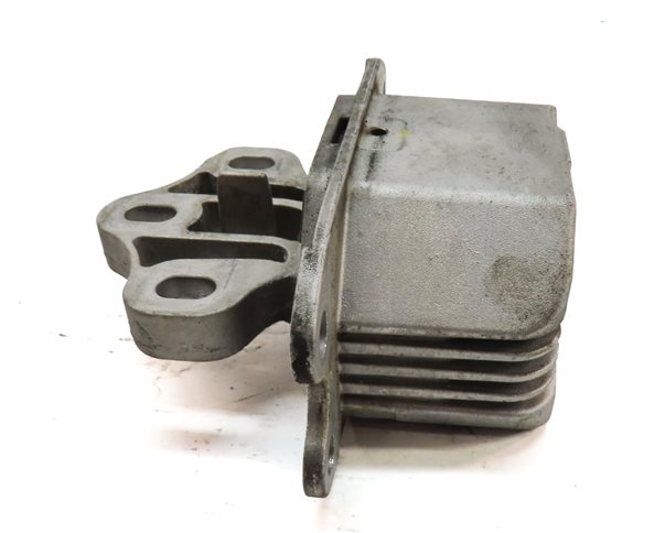 Thumbnail 5: 2017 BMW X1 (F48) 2.0L AUTOMATIC TRANSMISSION SUPPORT MOUNT