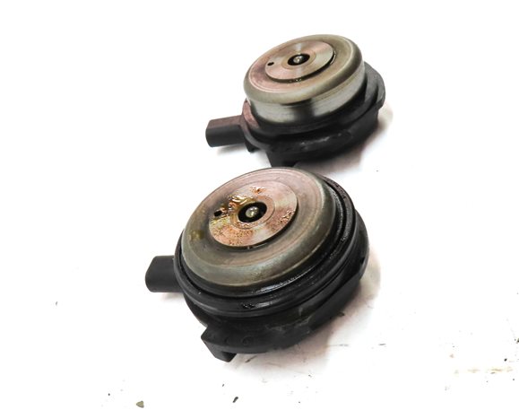 Thumbnail 3: 2017 BMW X1 (F48) 2.0L (B46) ENGINE CAMSHAFT VANOS SOLENOID MAGNET SET/2