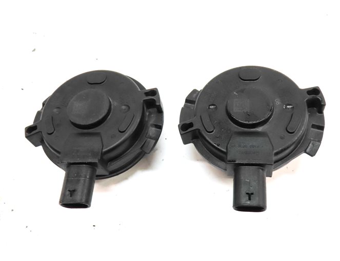 Thumbnail 5: 2017 BMW X1 (F48) 2.0L (B46) ENGINE CAMSHAFT VANOS SOLENOID MAGNET SET/2