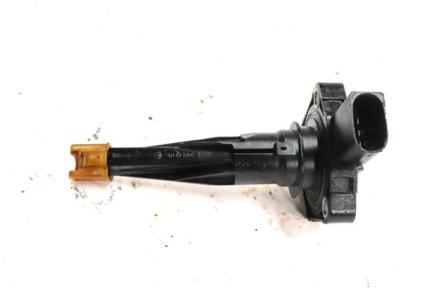 Thumbnail 3: 2017 BMW X1 (F48) 2.0L (B46) ENGINE MOTOR OIL FLUID LEVEL SENSOR
