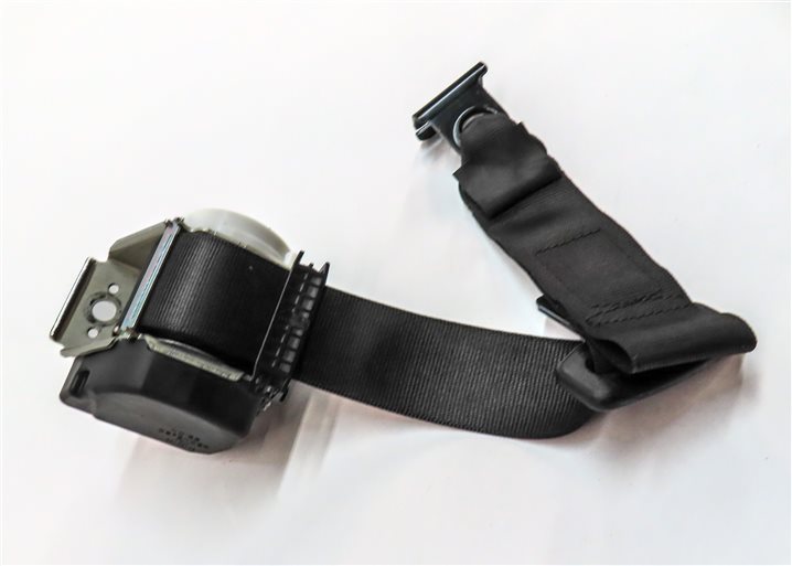 Thumbnail 3: 2017 BMW X1 (F48) REAR RIGHT SEAT SEATBELT BELT RETRACTOR (Black)