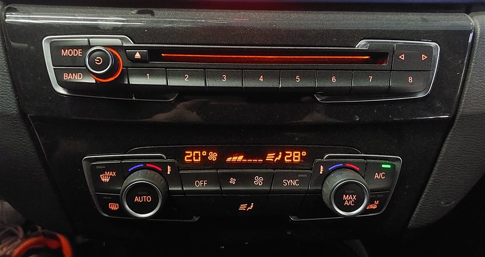 Thumbnail 2: 2016-2021 BMW X1 X2 (F39 F48) RADIO STEREO CD PLAYER FACE PLATE CONTROL PANEL
