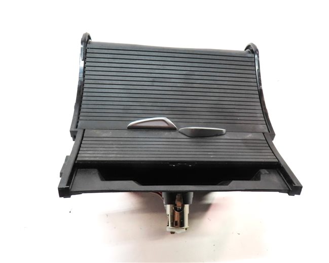Thumbnail 2: 2017 BMW X1 (F48) FRONT CENTER CONSOLE FLIP OPEN CUP HOLDER ASSEMBLY