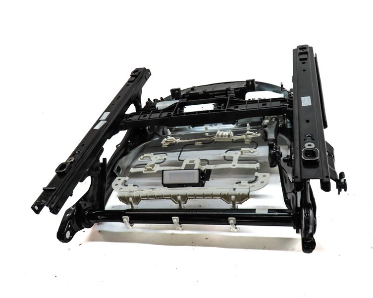 Thumbnail 7: 16-19 BMW X1 (F48) FRONT RIGHT STANDARD PASSENGER SEAT TRACK w/ ADJUST MOTORS