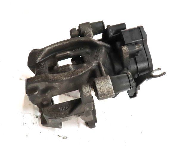 Thumbnail 3: 2016-2021 MINI COUNTRYMAN BMW X1 X2 228i (F39 F45 F48) REAR RIGHT BRAKE CALIPER