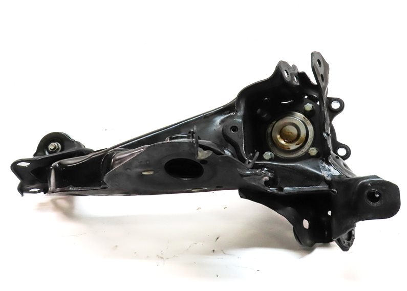 Thumbnail 2: 16-21 CLUBMAN COUNTRYMAN BMW 228i 235i X1 X2 REAR RIGHT TRAILING ARM KNUCKLE