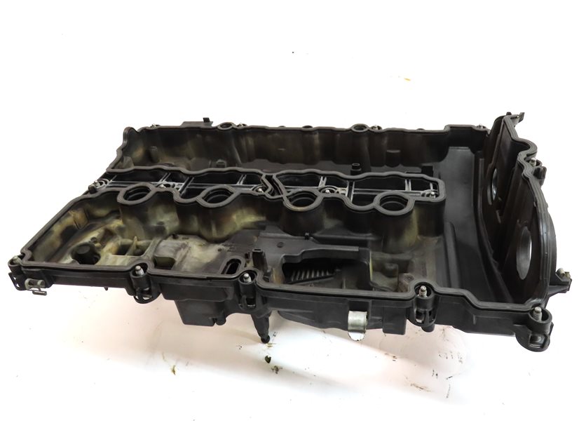 Thumbnail 7: 16-20 BMW 2 3 4 5 X1 X2 X3 X4 (F22 F30 F32 G01 G30) 2.0L B48 ENGINE VALVE COVER