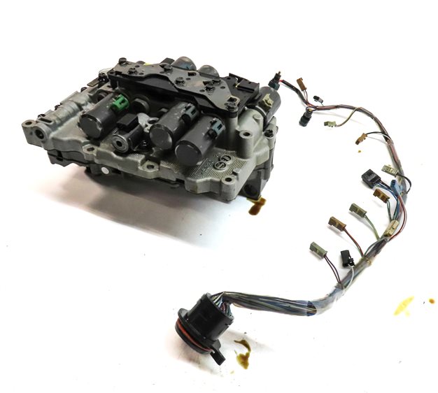 16-19 BMW X1 X2 F48 F39 CLUBMAN COUNTRYMAN 2.0L AUTO TRANSMISSION VALVE BODY