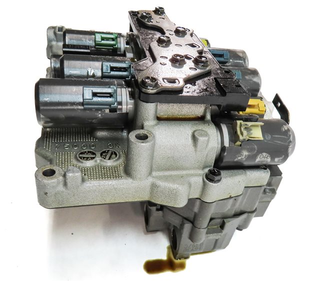 Thumbnail 6: 16-19 BMW X1 X2 F48 F39 CLUBMAN COUNTRYMAN 2.0L AUTO TRANSMISSION VALVE BODY