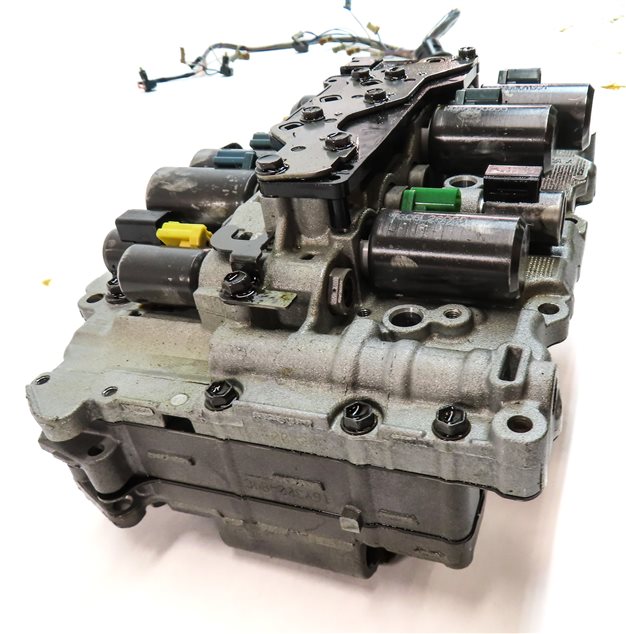 Thumbnail 7: 16-19 BMW X1 X2 F48 F39 CLUBMAN COUNTRYMAN 2.0L AUTO TRANSMISSION VALVE BODY