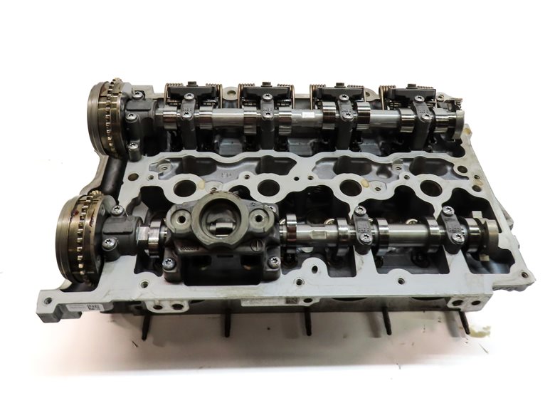Thumbnail 7: 2016-2017 BMW X1 F48 2.0L (B46) TURBO ENGINE MOTOR CYLINDER HEAD w/ CAMSHAFTS