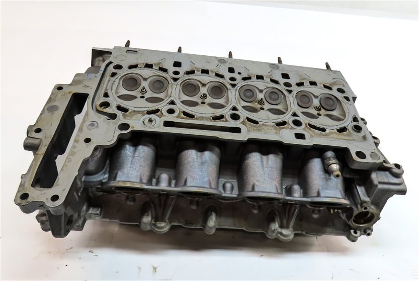 Thumbnail 8: 2016-2017 BMW X1 F48 2.0L (B46) TURBO ENGINE MOTOR CYLINDER HEAD w/ CAMSHAFTS